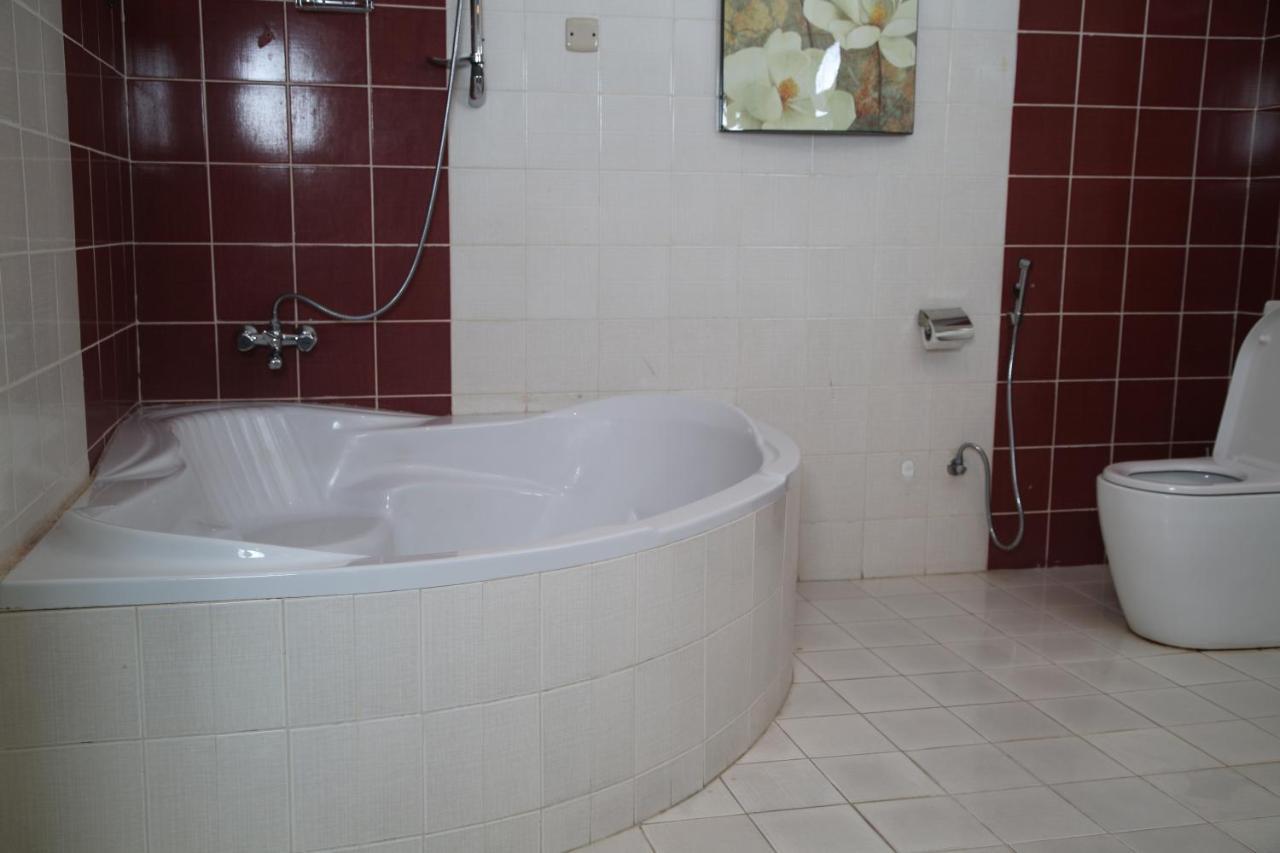 Vision Apartment Buraydah Zimmer foto